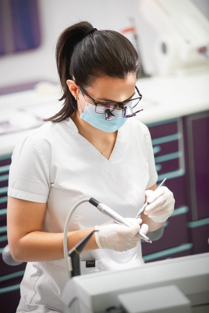 Zahnarzt Freising - Zahnarztpraxis in Neustift von Dr. Iva Kovac